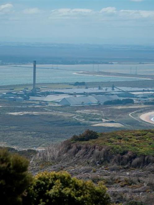 The  Tiwai  Point  aluminium smelter. Photo by Robert Landreth.