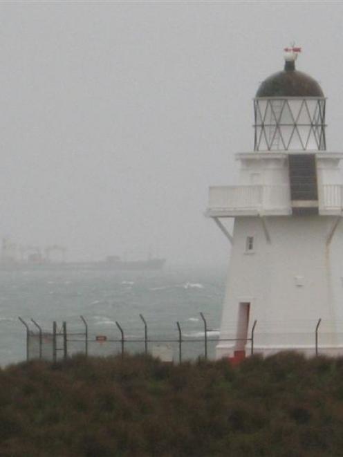 The Waipapa Point lighthouse. Photo by DOC.