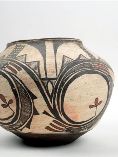 The Zuni pottery jar bought by former Otago Museum director H. D. Skinner. Photo supplied.