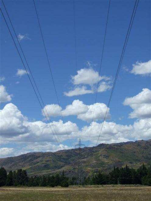 Transpower wants a buffer zone around high voltage power pylon corridors. Photo by Lynda van Kempen.