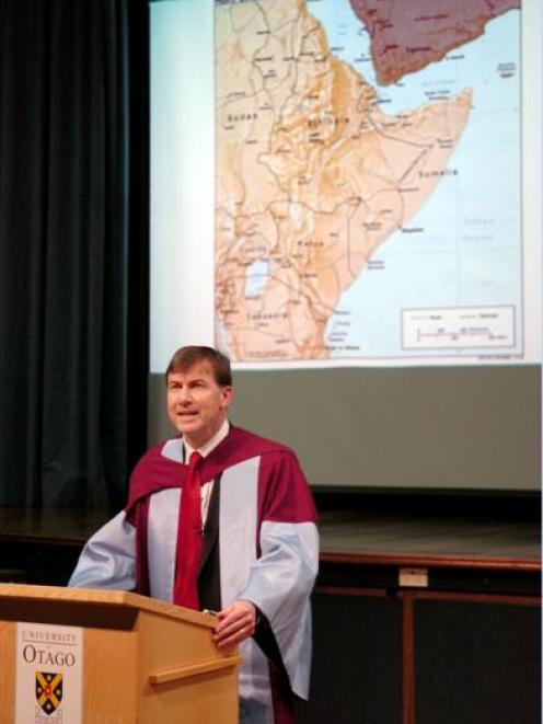 University of Otago Prof Robert Patman gives an inaugural professorial lecture, linking the ...