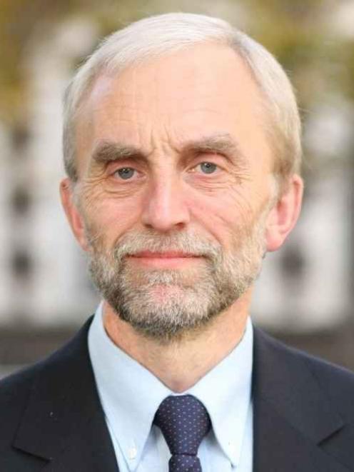 Vernon Squire.