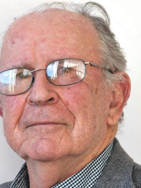 Vincent O'Sullivan.