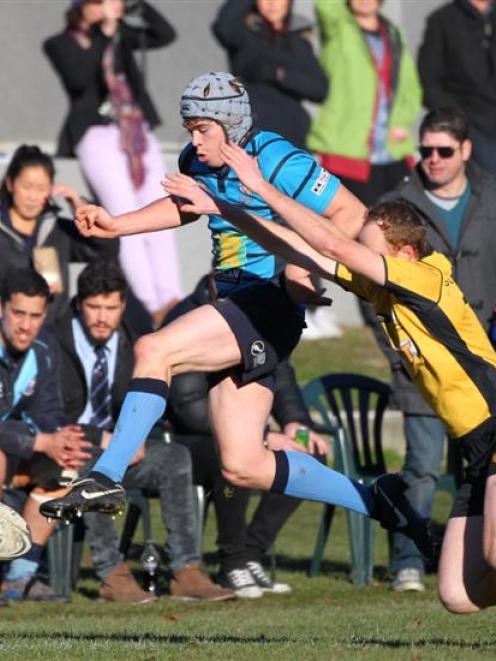 Wakatipu's Henry Youngman in action during his team's final White Horse Cup defence of the year....