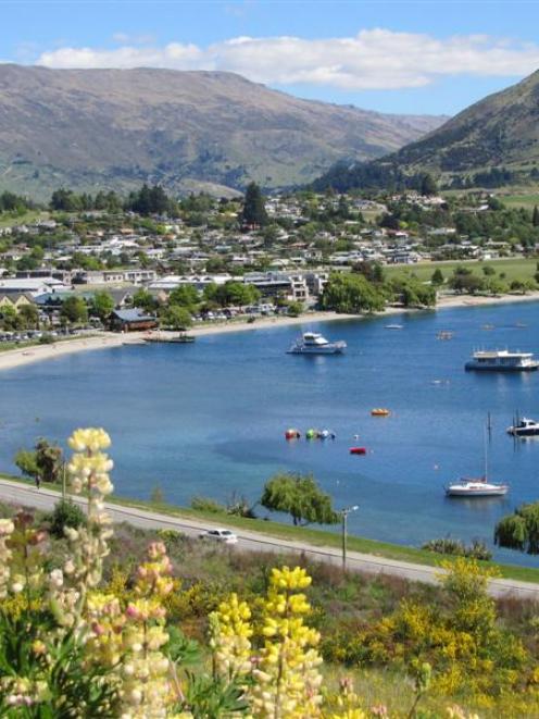 Wanaka is one of only three Otago centres with access to 4G. Photo by Mark Price.