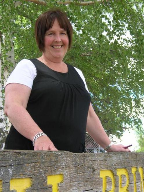 Wendy Brooks has won the 2010 Ricoh Otago Primary Principals Association Prestigious Award to...