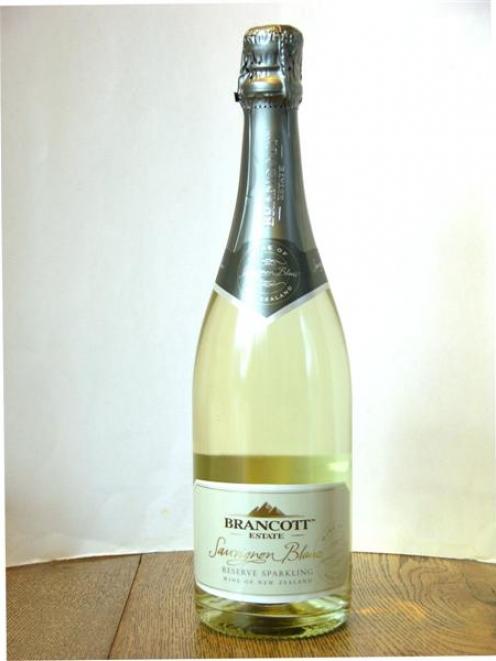 wine_review_sparkling_sauvignon_blanc_4cd8ecae5e.JPG