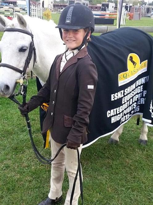 Show hunter national series winning champion Emma Gillies with Benrose Comet. Photo supplied.