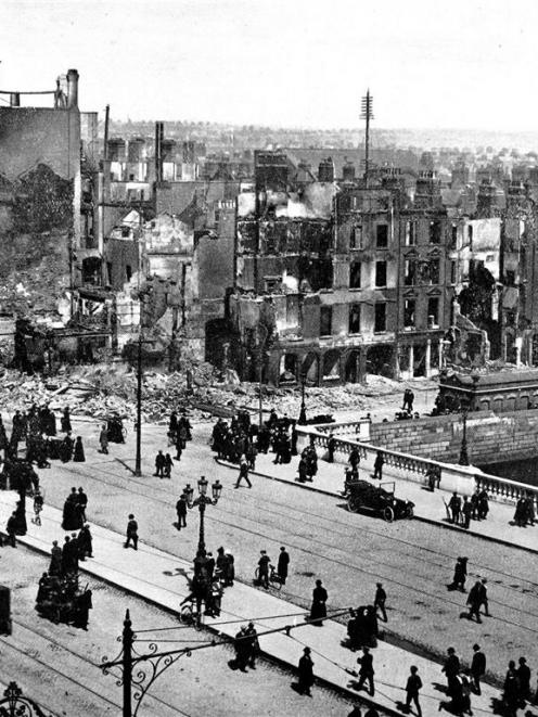 The Sinn Fein revolt in Ireland: A view of the city of Dublin, showing the ruins of the buildings...
