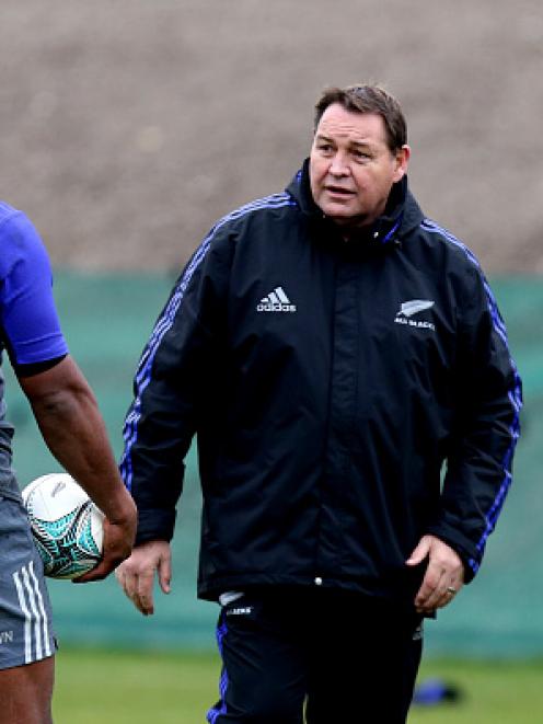 Steve Hansen: 'If I still think I can do it and the players are keen on me to do it then I'll...