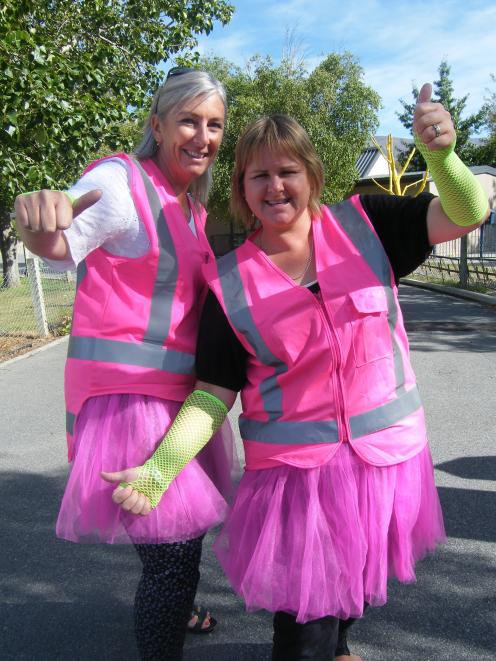 Cromwell women Melanie Kees (left) and Shelley Cornish prepare to hit the road for the $10 Queenstown Challenge for Cure Kids. Photo by Pam Jones.
