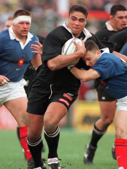 Dylan Mika in action for the All Blacks against France in the lead-up to the 1999 Rugby World Cup...