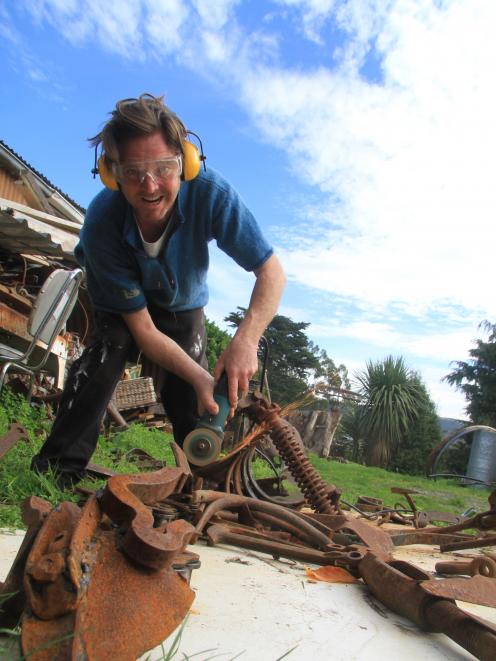 North Otago artist Matt King has begun work on a life-size found-metal Haast’s eagle that will be...