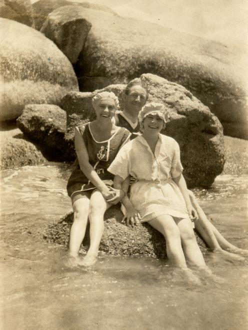 The Edwardian solution; only the eyebrows are showing. Photo: Getty Images