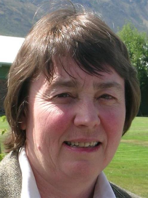 Dr Marion Poore