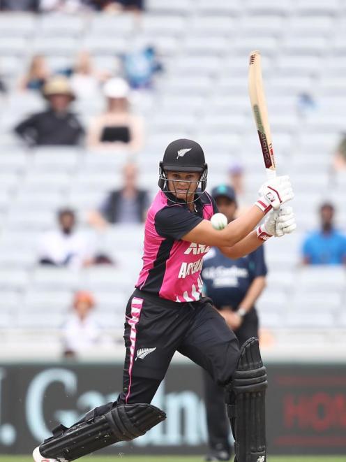 Suzie Bates in action for the New Zealand White Ferns. New Zealand Cricket is held up as a leading light for promotion of women in sport. Photo: Getty Images