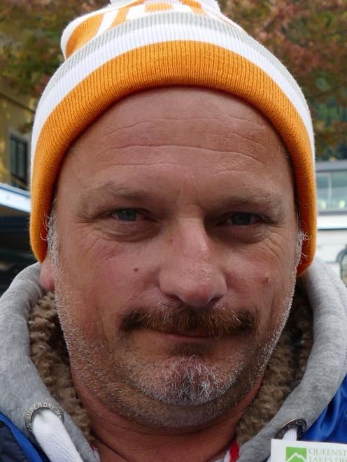 Glen Wallace
