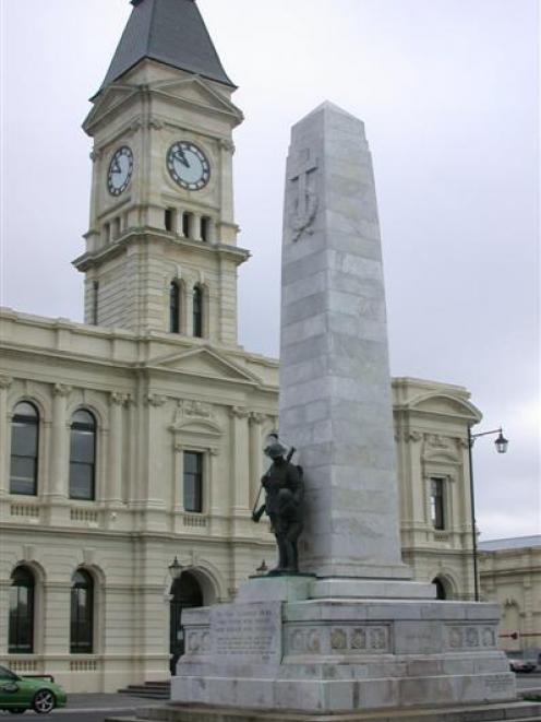 The former Oamaru chief post office, now the Waitaki District Council headquarters (rear), and...