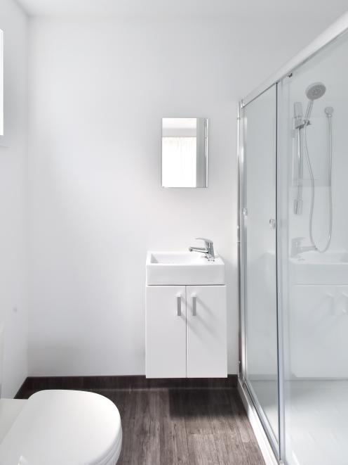 Each of the bedrooms has an en suite bathroom. 