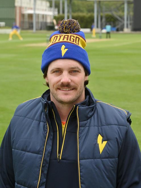 Otago signing Mitchell McClenaghan checks out his new surroundings at the University of Otago...