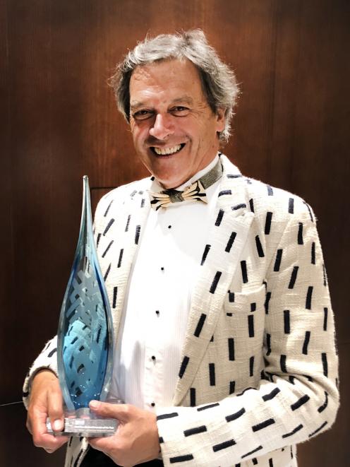 Ian Taylor with his 2019 New Zealand Innovator of the Year Award. PHOTO: SUPPLIED