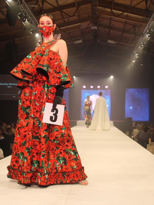A garment designed by Viv Tamblyn, of Gore, won the Peroni Glamour open section.