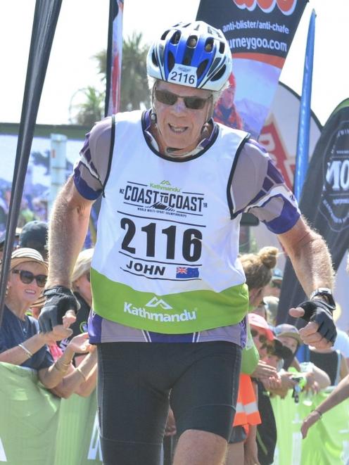 Walker runs up the finishing chute of the 2018 Coast to Coast at New Brighton.