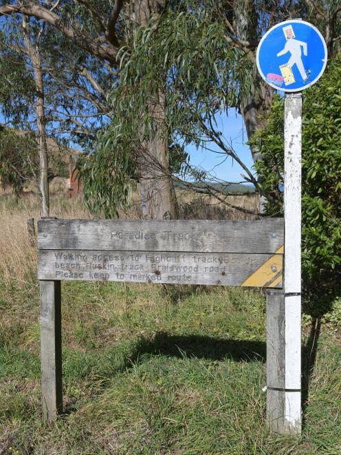 Signage for Paradise Track, off Highcliff Rd, could do with an upgrade.