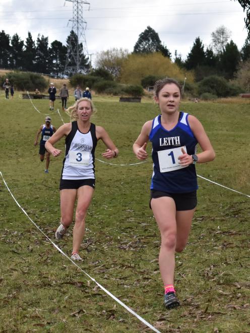 Sophie Smith (Leith) battles to hold out the challenge from Heather Evans (Caversham) during the...