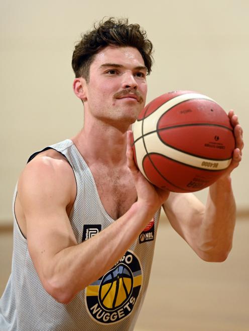 Matt Bardsley gets in some shooting practice at the Edgar Centre in Dunedin. PHOTO: LINDA ROBERTSON