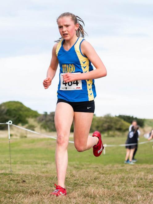 Zara Geddes running for Otago in 2023. PHOTO: ODT FILES