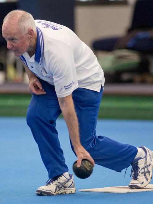 Paul King in action at the Dunedin Lawn Bowls Stadium. PHOTO: GERARD O’BRIEN