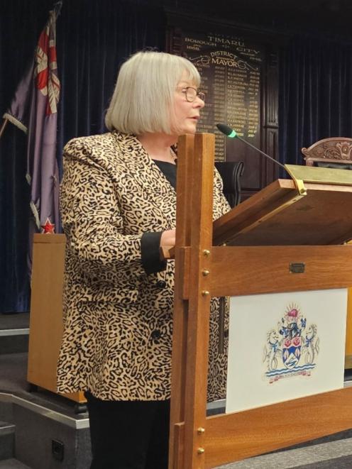 Lynley Simmons speaks on behalf of her late partner at the Hall of Fame induction ceremony. PHOTO...