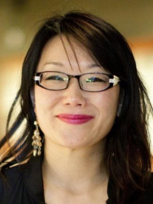 Anna Maria Hong 