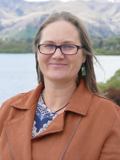 Niki Gladding