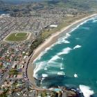 Otago house sales are falling but not to the extent of sales nationally.  Picture shows St Clair...