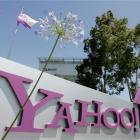 Microsoft Corp. threw its weight behind investor Carl Icahn's effort to oust Yahoo Inc.'s board...