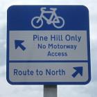 An example of the signs which may be used to mark an alternative cycle route to State Highway 1...