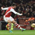 Arsenal's Olivier Giroud in action against Manchester United at the weekend. REUTERS/Toby Melville