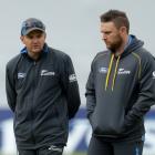 Brendon McCullum (R) with New Zealand coach Mike Hesson. Photo Reuters