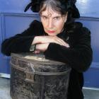 Carol Krueger as Minnie Dean.