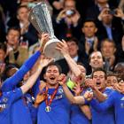 Chelsea players celebrate with the trophy after defeating Benfica in the Europa League final at...