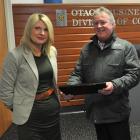 Dr Lisa McNeill, from the University of Otago, chats with Master of Entrepreneurship students ...