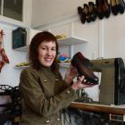 Dunedin shoemaker Lou Clifton. Photo by Gerard O'Brien