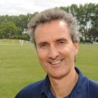 International umpire Billy Bowden is helping New Zealand umpires to become better adjudicators....