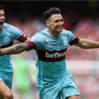 Mauro Zarate celebrates scoring the second goal for West Ham against Arsenal. Photo Reuters