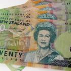 nz-dollar-reaches-week-high-against-greenback-1.jpg