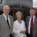Outside the Otago hospice are (from left) George Davis, of Dunedin, hospice marketing manager Lyn...