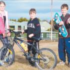 Ready to go: Ranfurly children (from left) Alesha East (11), Mitchell East (8) and Harry Smith ...