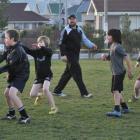 Shane Parata coaches the Pirates under-11 team at Hancock Park this week. Photo by Jane Dawber.